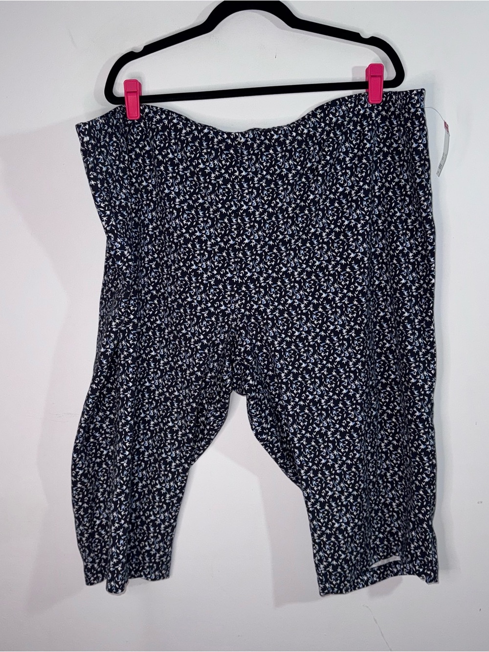Basic Editions 4X Navy Floral Capri Pants Plus Size Stretch Pull On NWT